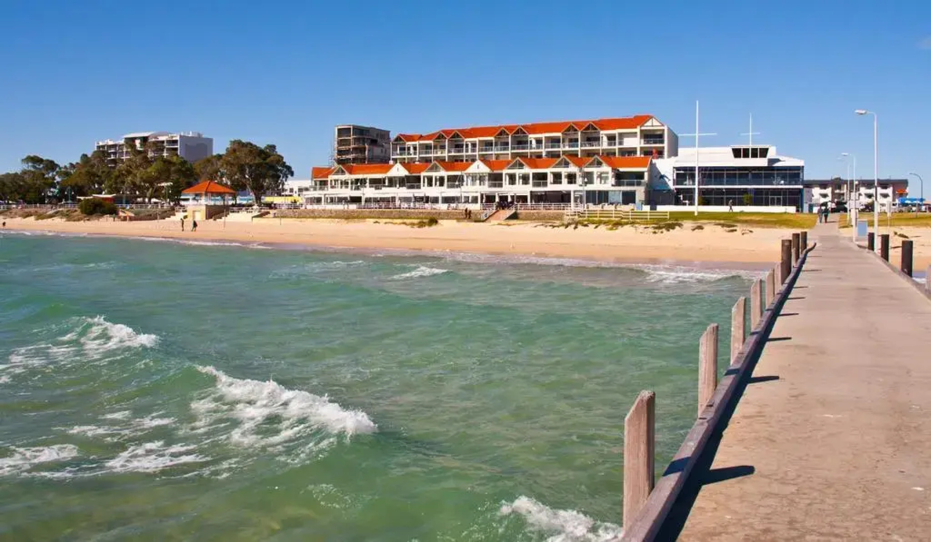 Boardwalk By The Beach Holiday Rental
