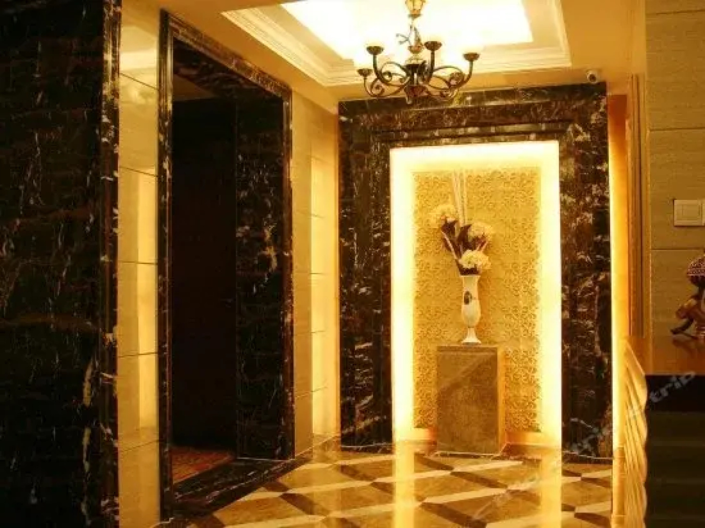 Jindi Mingshi Hotel