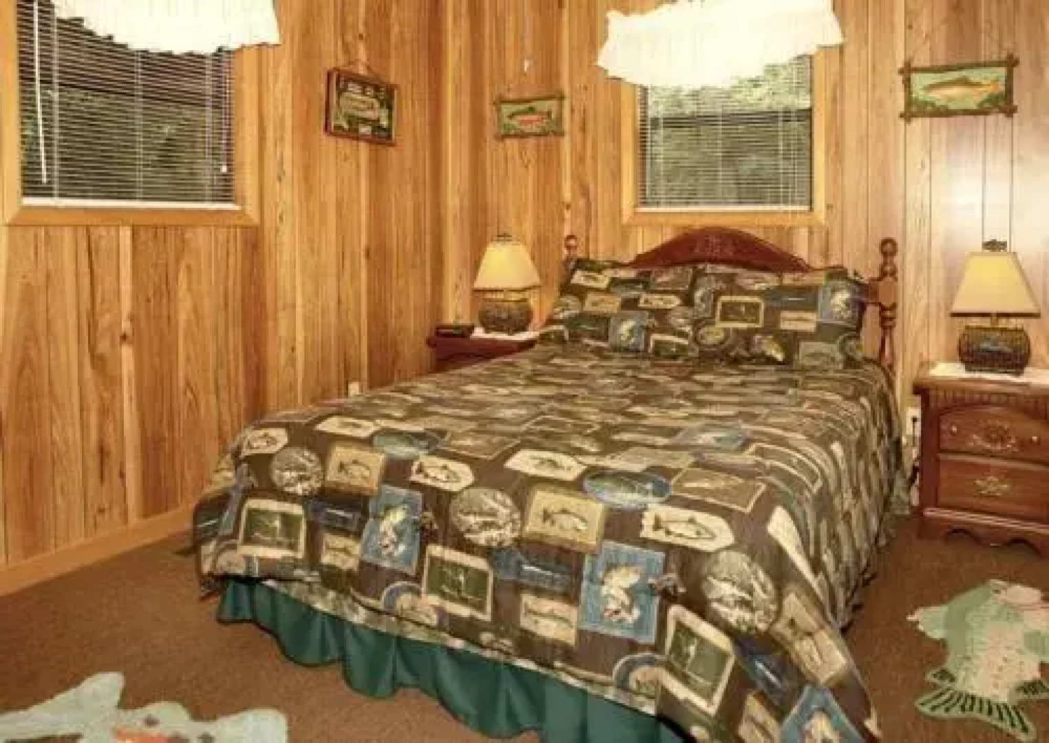 Whispering Creek - 2 Bedrooms, 1 Baths, Sleeps 6 Cabin by RedAwning