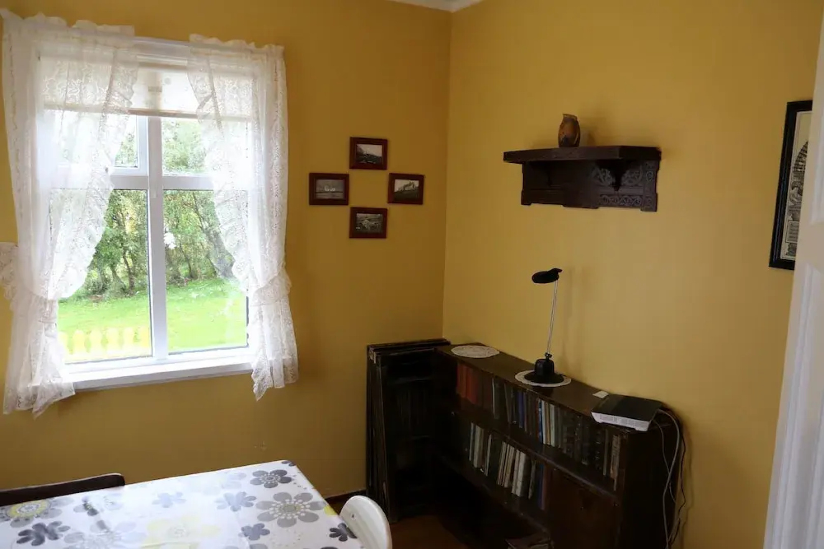 Blómsturvellir Holiday Home