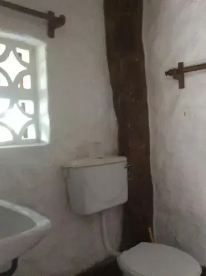 Diani Banda Cottages