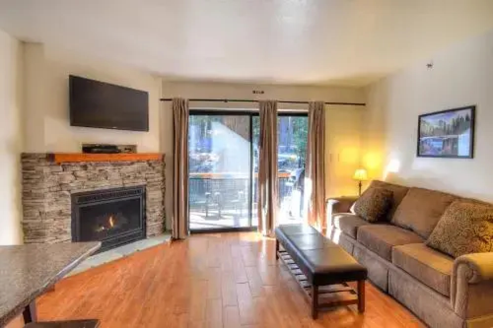 Yosemite West Condominiums