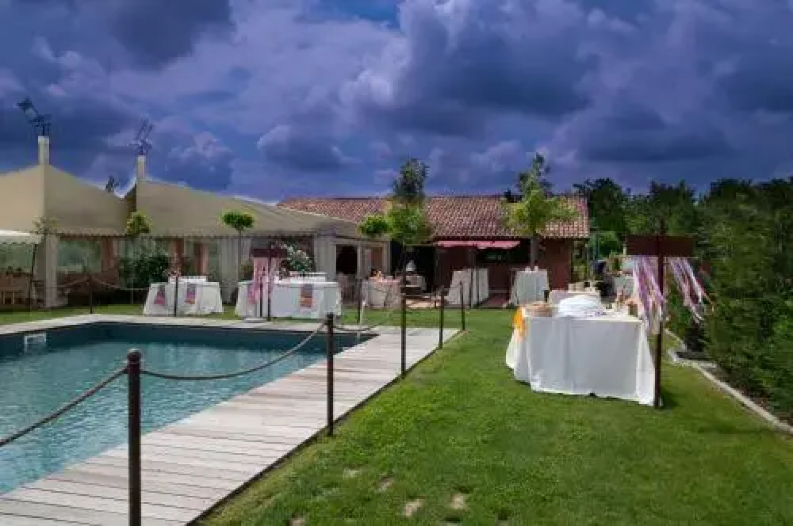 La Commedia Della Pentola