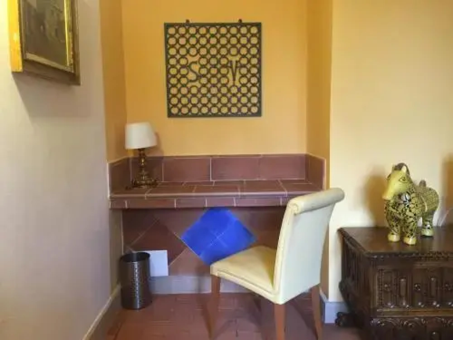 San Valentino Abbazia XIII sec. "La Farm House"