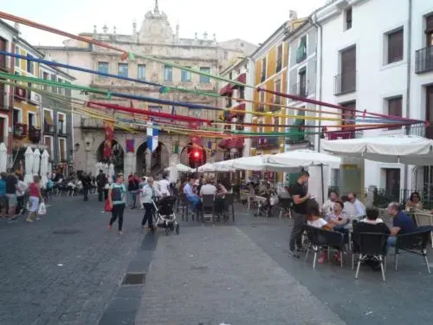 Apartamentos Casas Colgadas