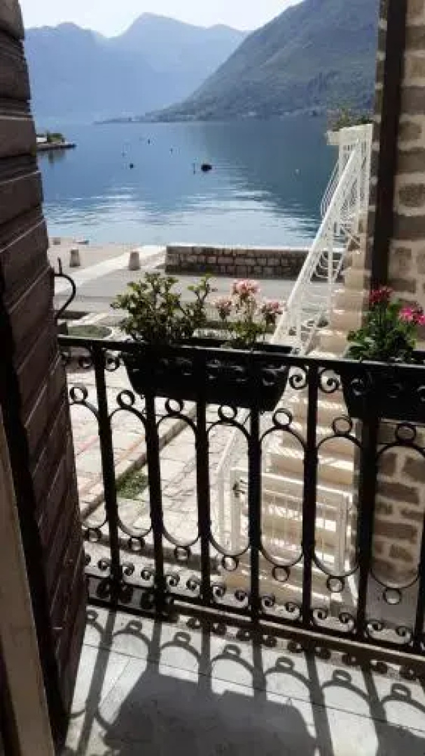 Apartment Stern