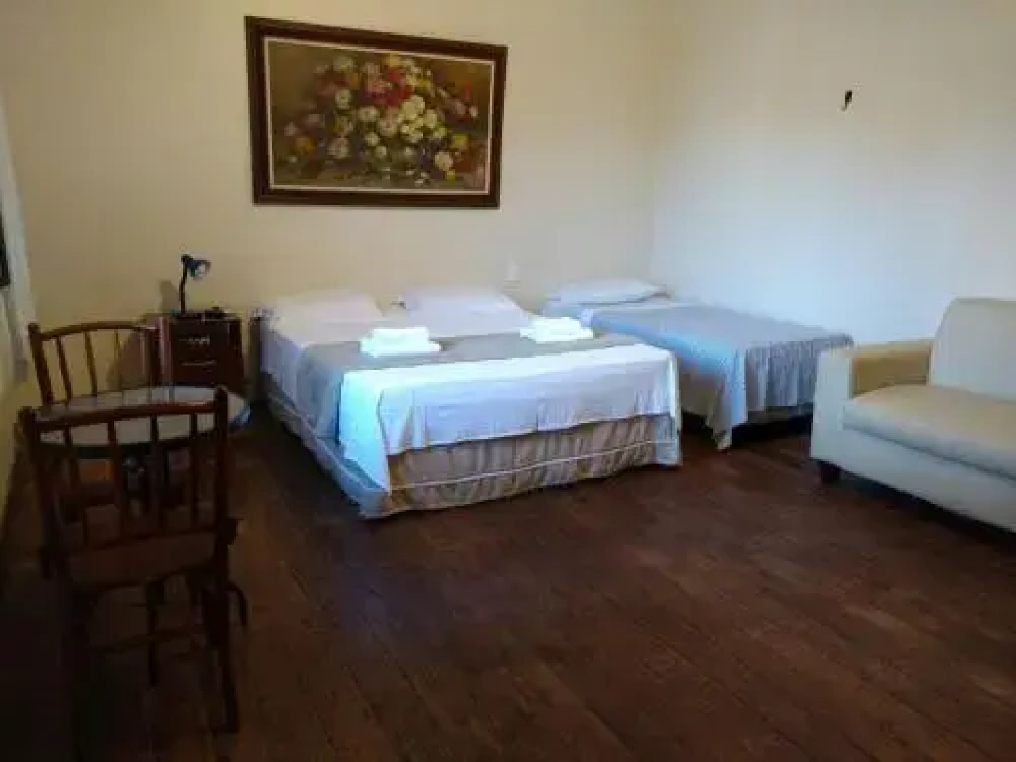 Chez Les Rois Bed and Breakfast