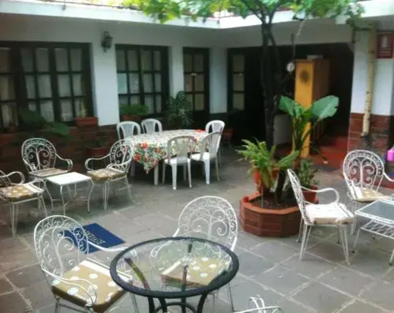 Kultur Berlin Tarija Guesthouse