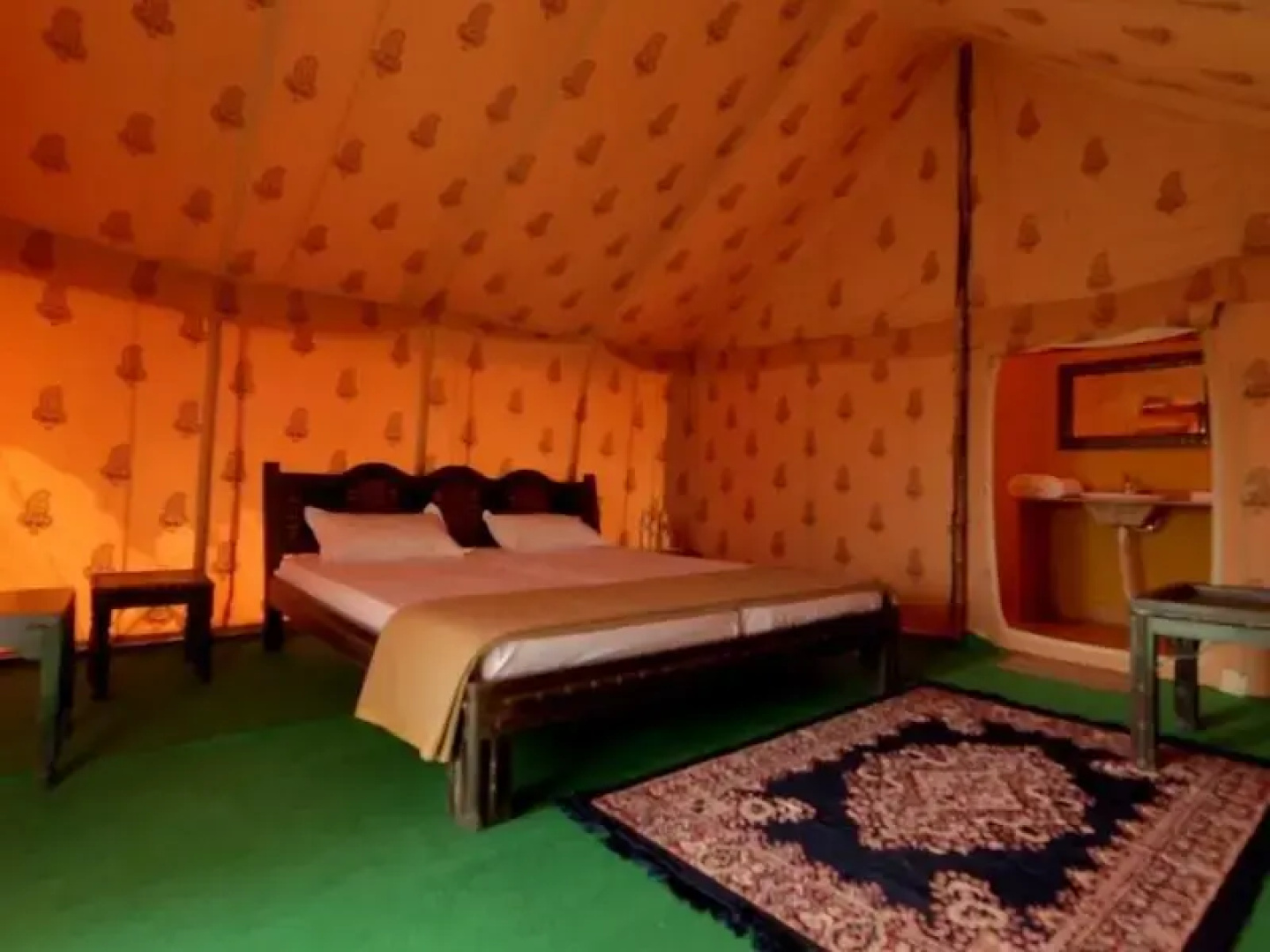 Fifu Desert Resorts