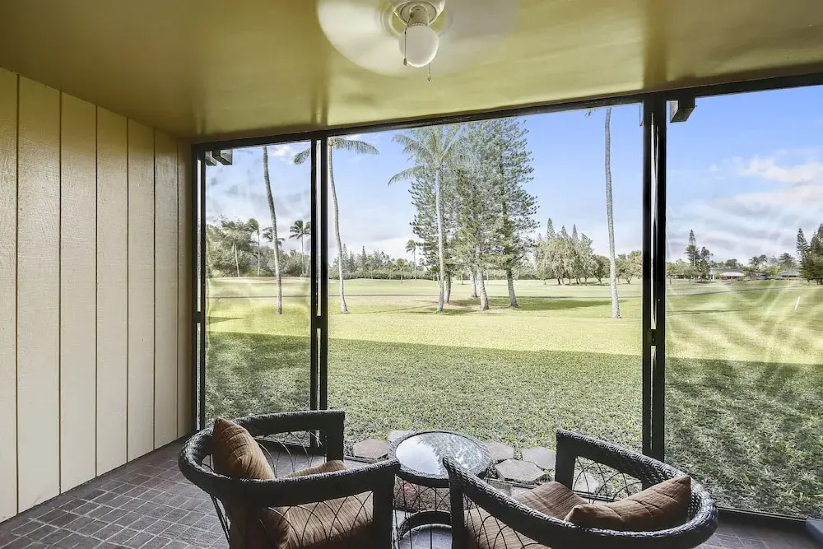 White Ginger Turtle Bay - 3 Br Condo