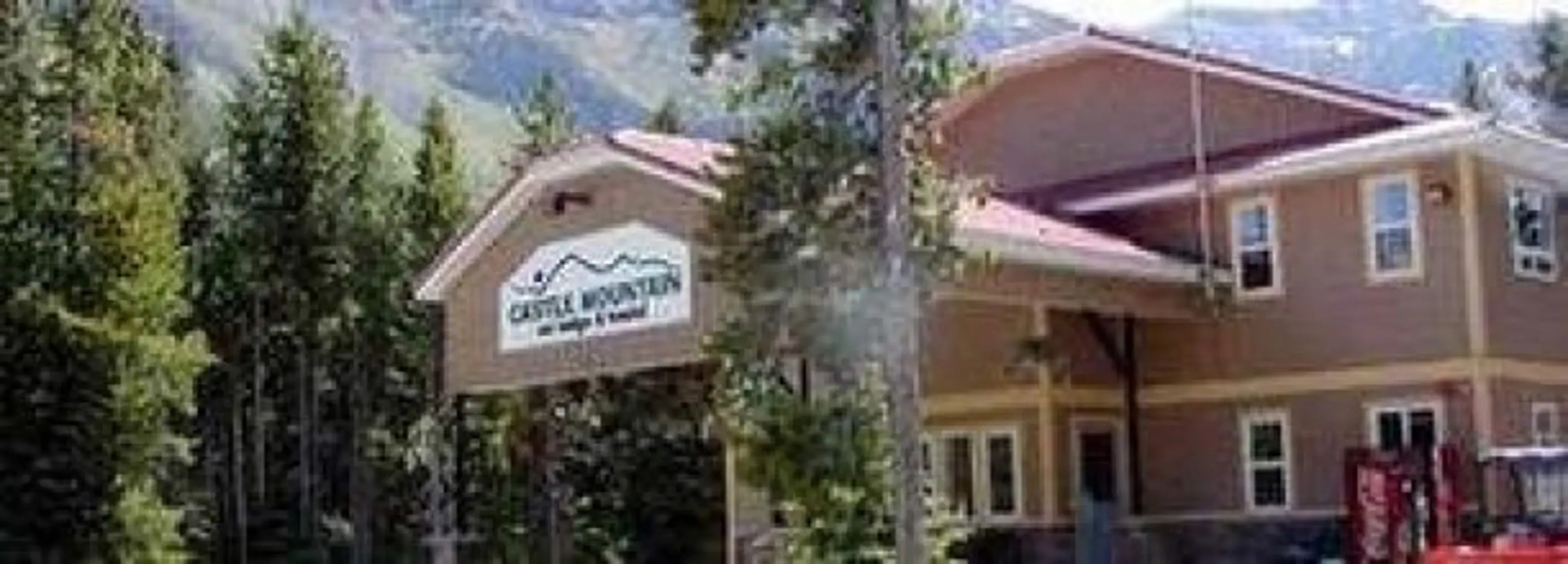 Castle Mountain Ski Lodge - Hostel