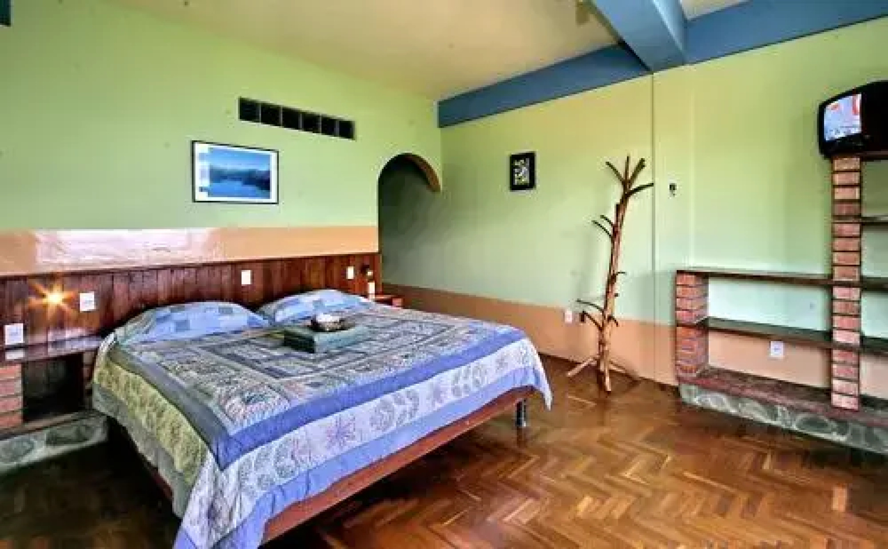 Hotel Esmeralda