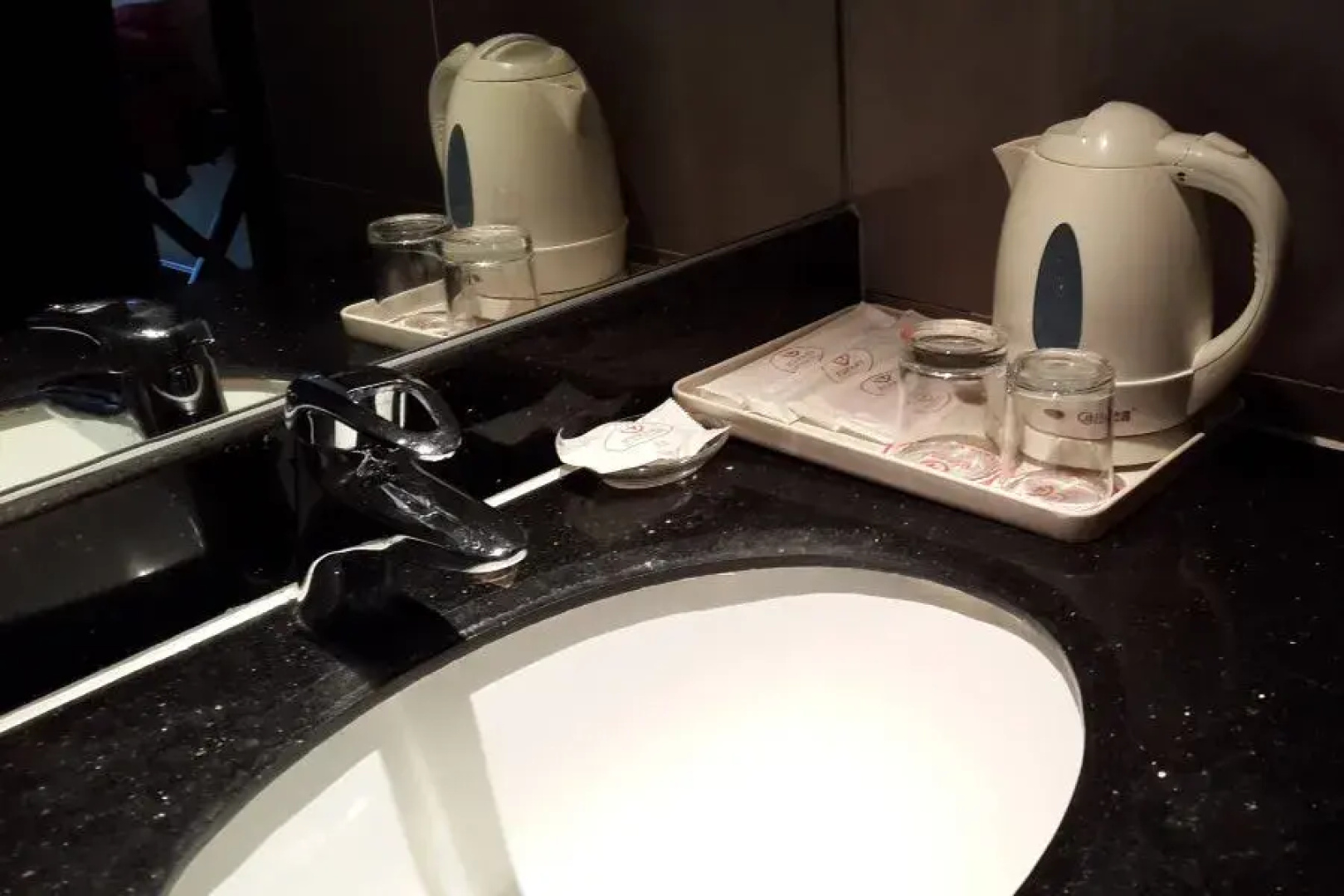 Futian Business Hotel