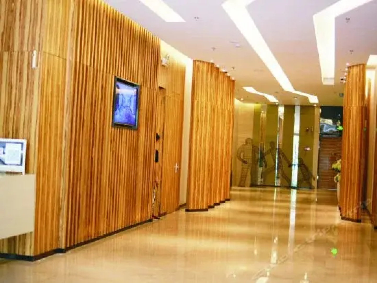 Hecheng Hotel