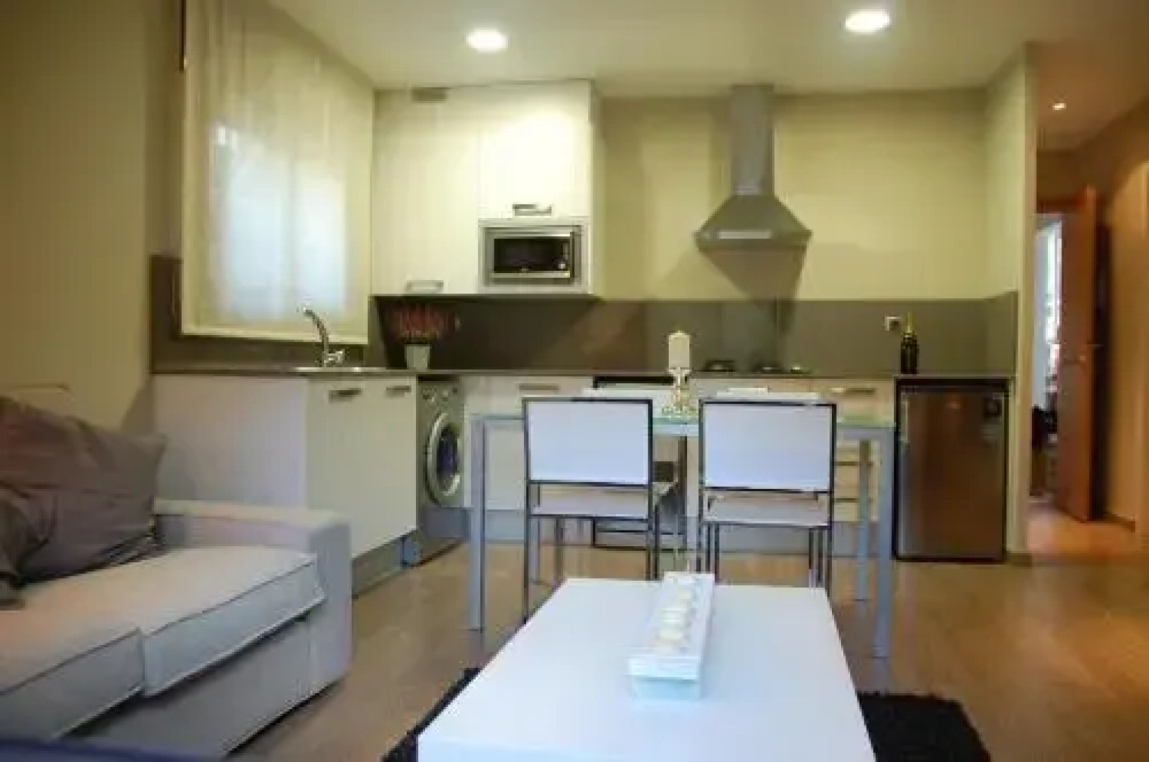 Montseny Suites & Apartments