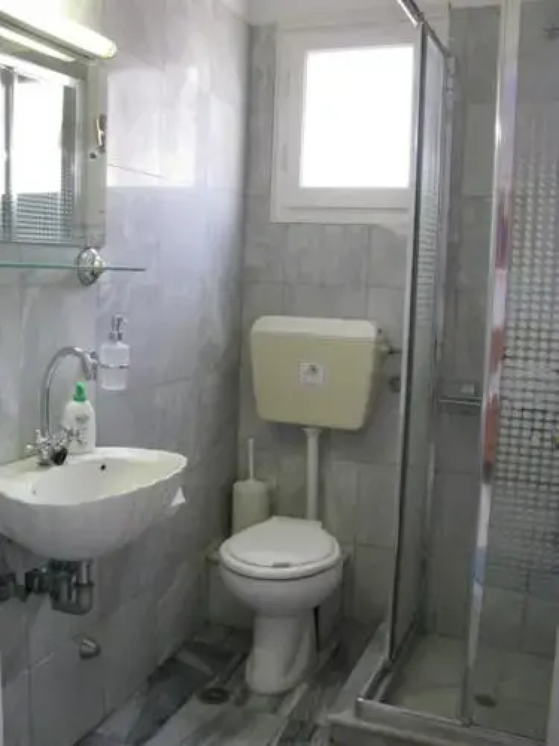 Grivas Apartments