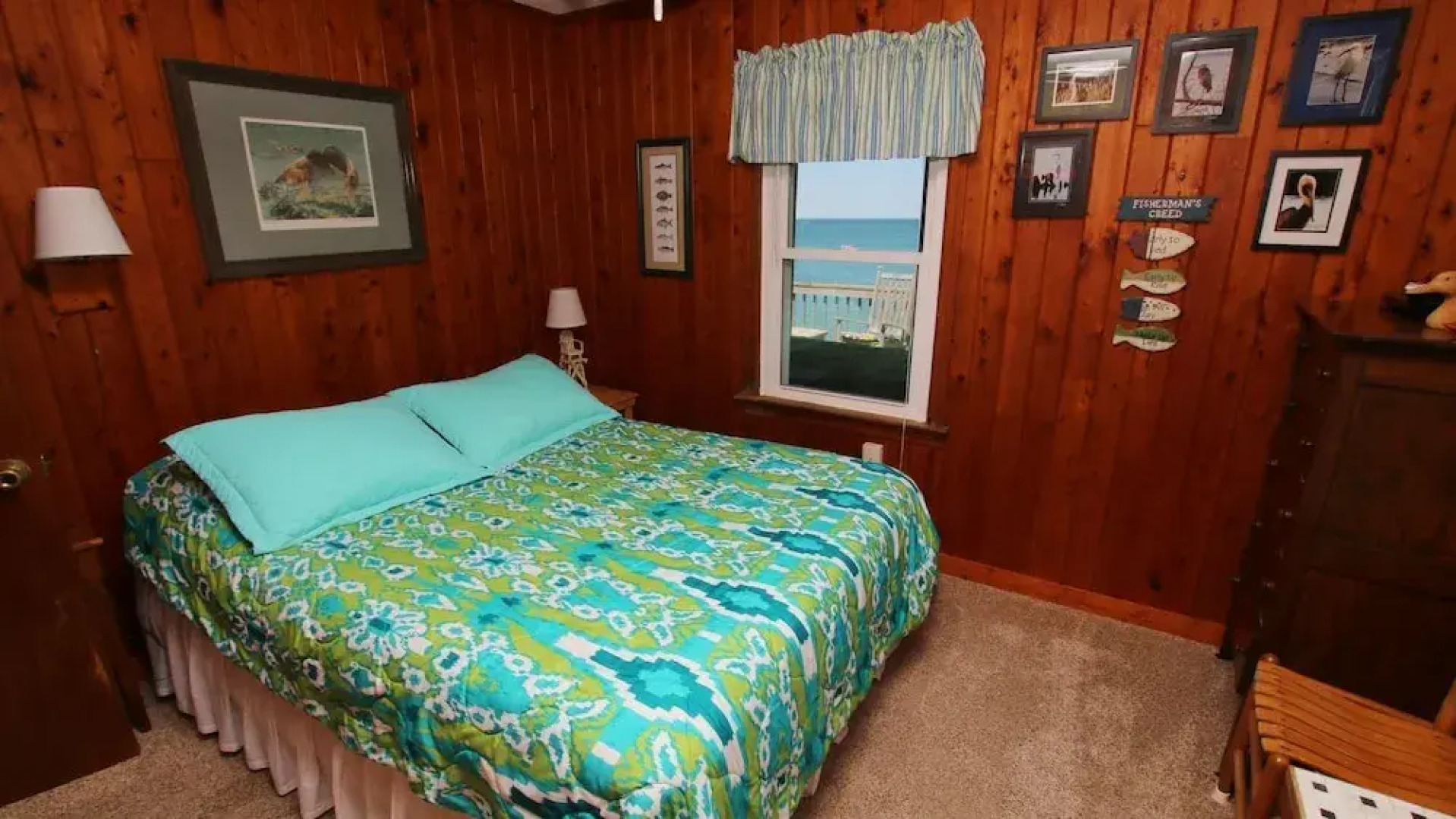 All Sandy - 2 Br home by RedAwning