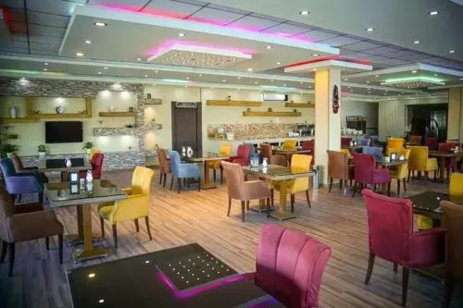 Al Jawahiri Hotel
