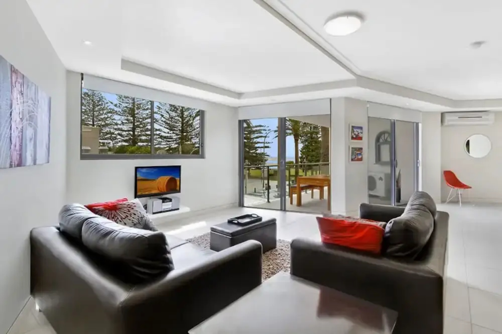 Coast Luxury Apartments 3