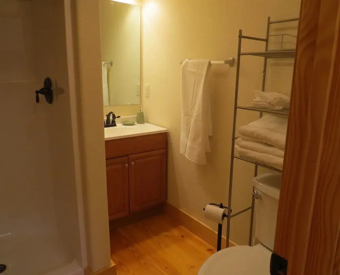 Wolf Creek Lake Cabin- Pineview