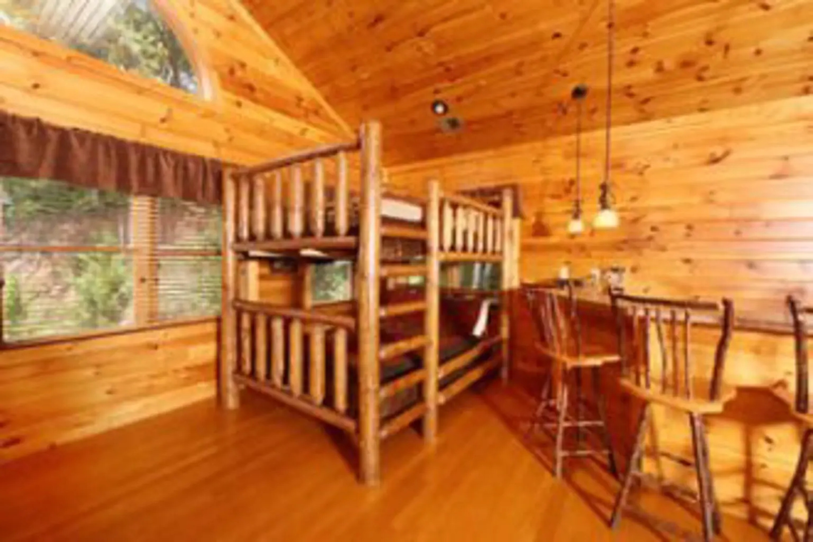 Bearskin Lodge by RedAwning