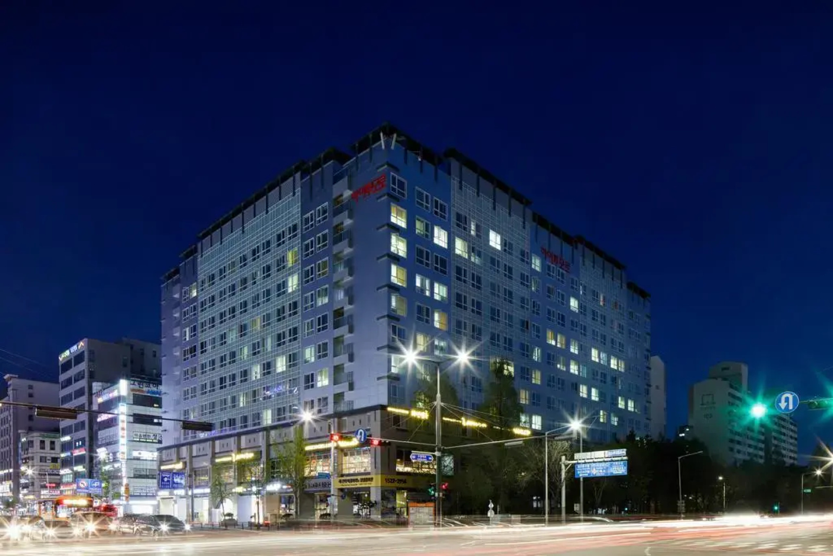 Residence-Hi (Serviced Apartment)?