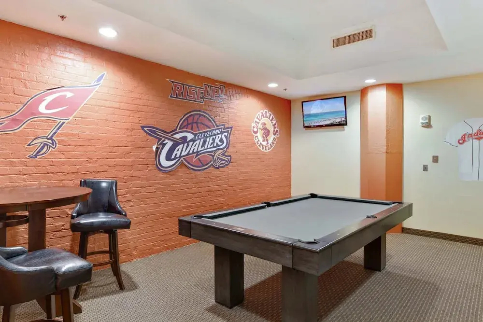 Global Luxury Suites in Downtown Cleveland