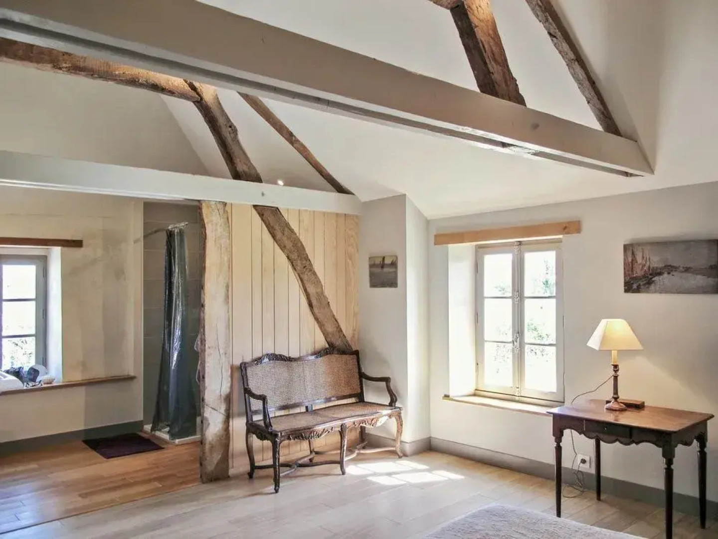 Ferme Familiale avec court de tennis