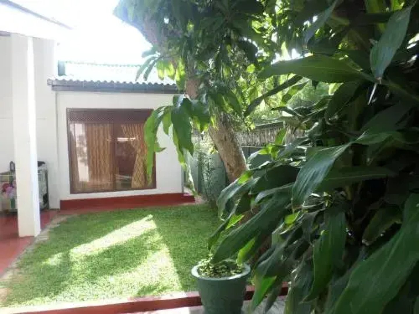 Hotel Dinara
