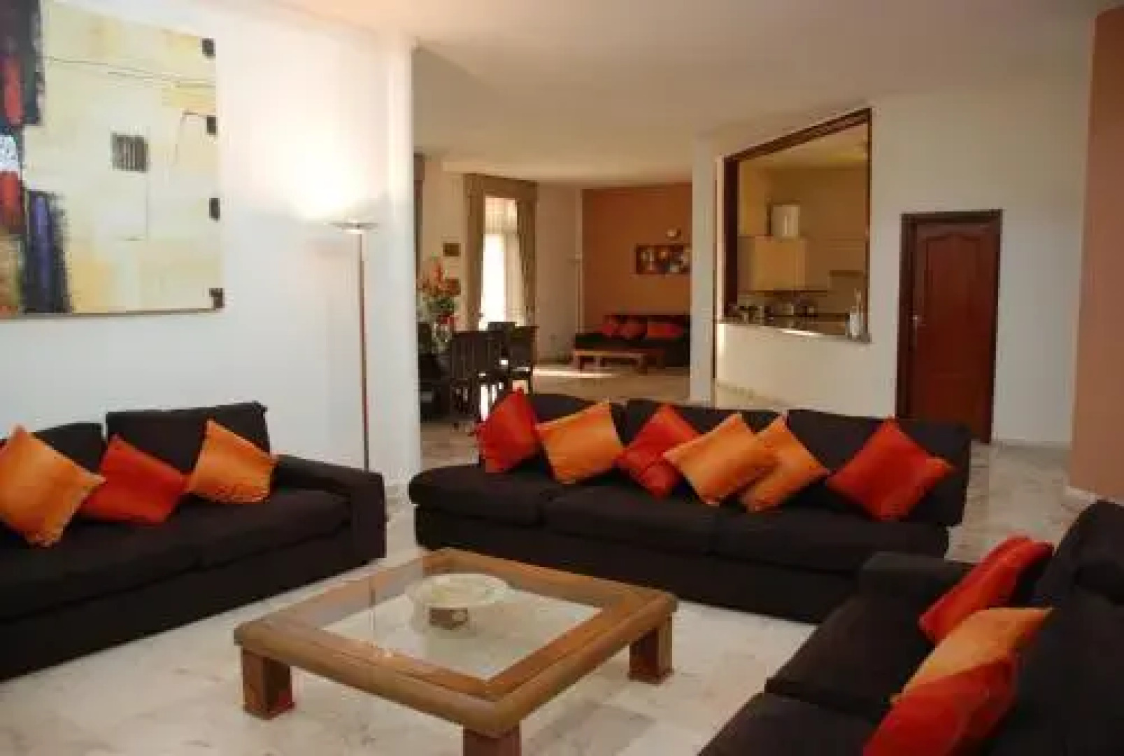 100 Island Village Julia