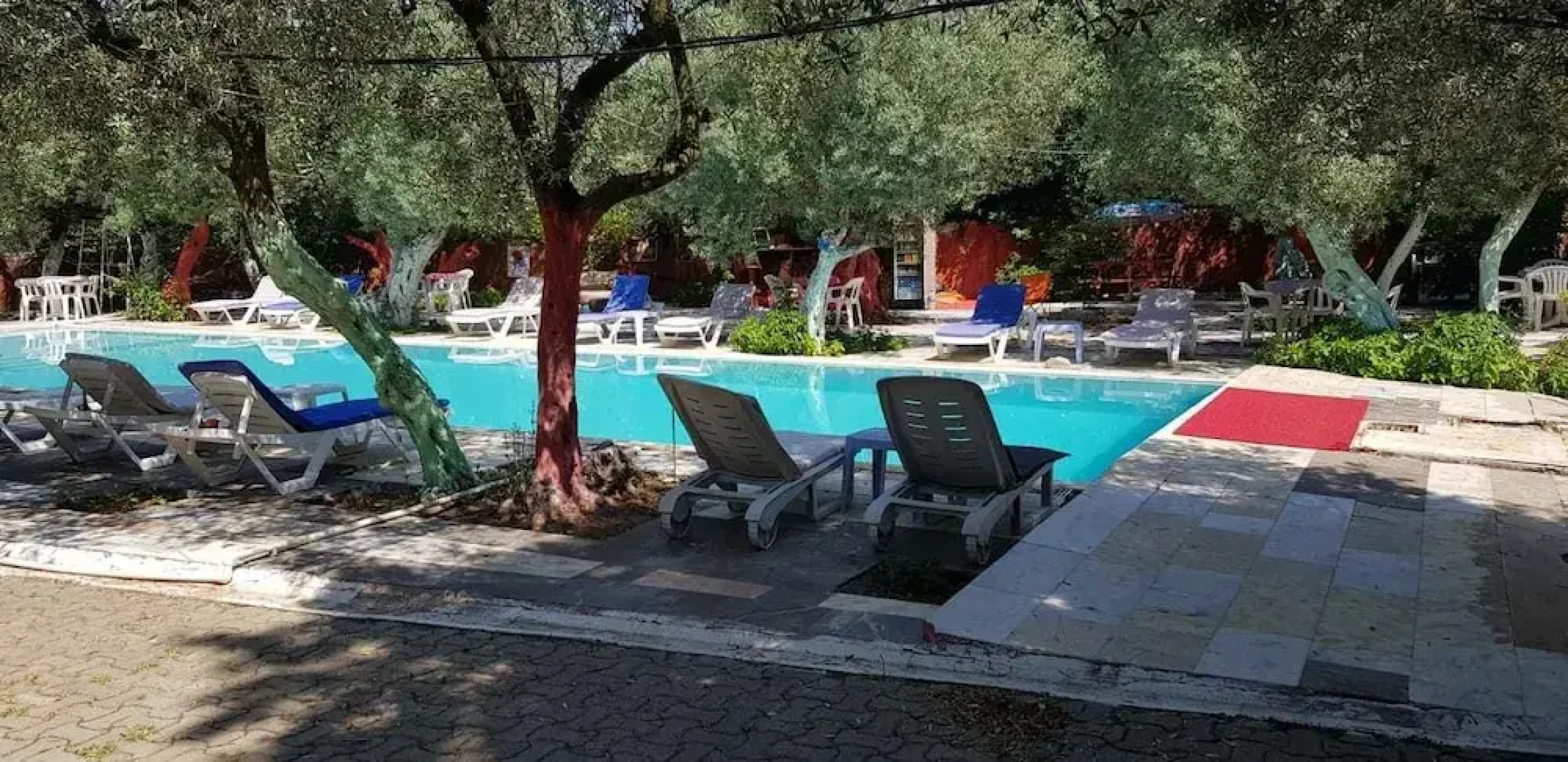 Erdek Oliva Havuzlu Pansiyon