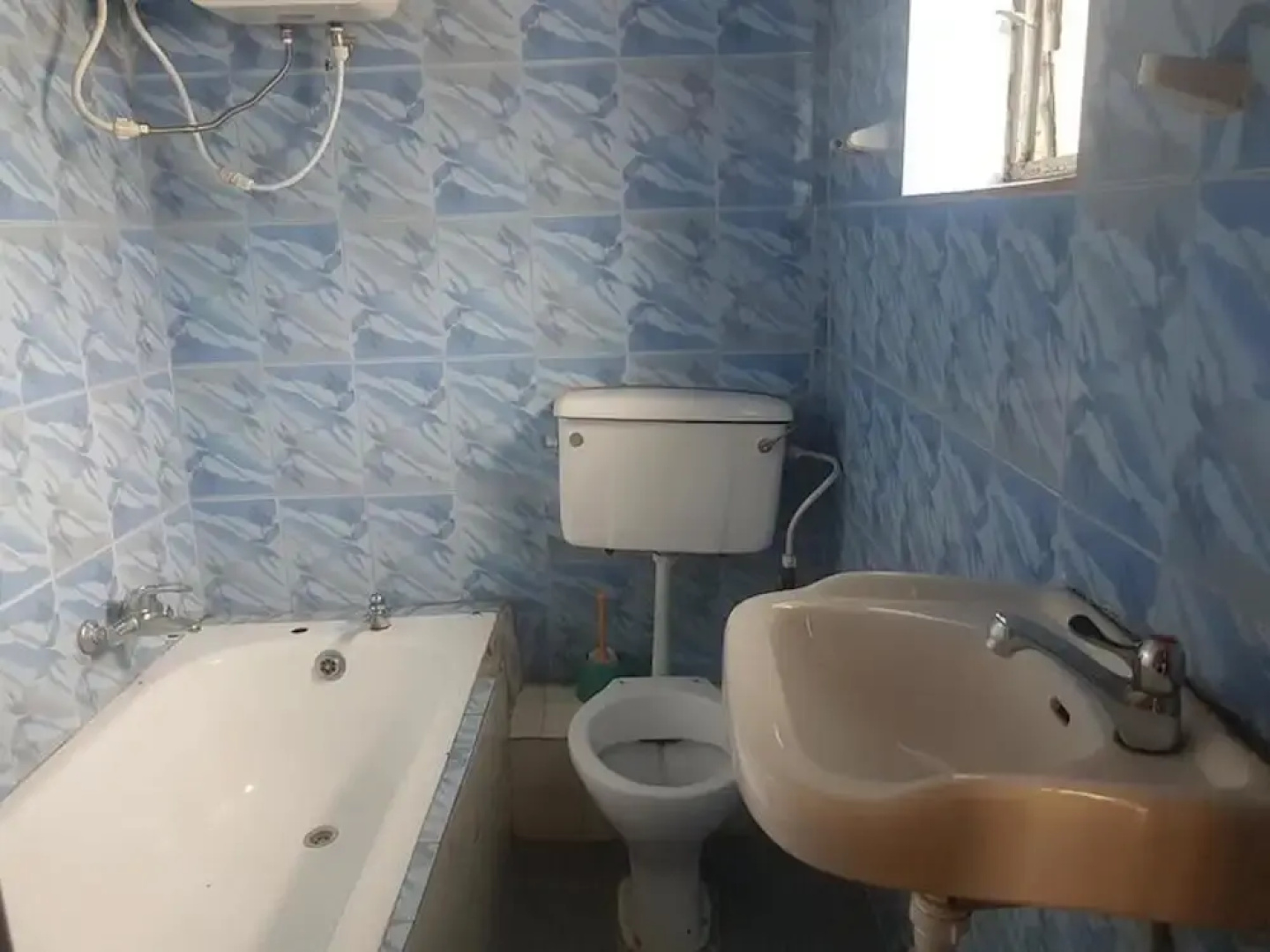 A&M Estate Guest House
