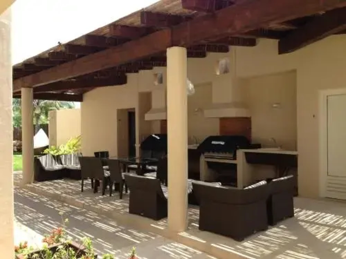 Luxury Poolside Condo