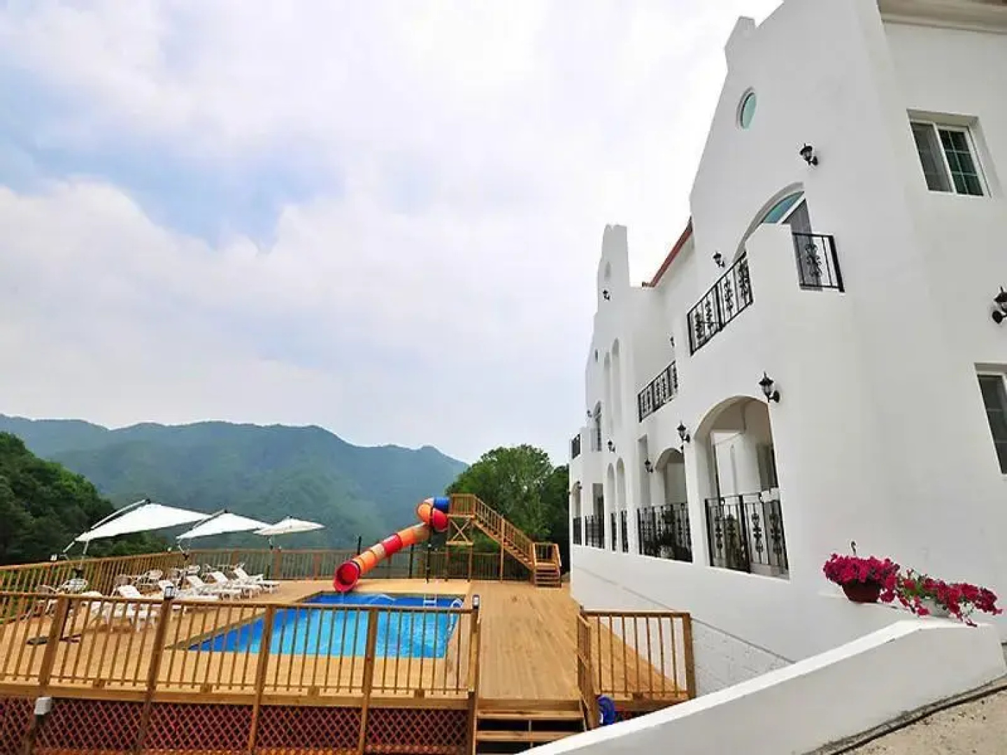 Hillstory Pension
