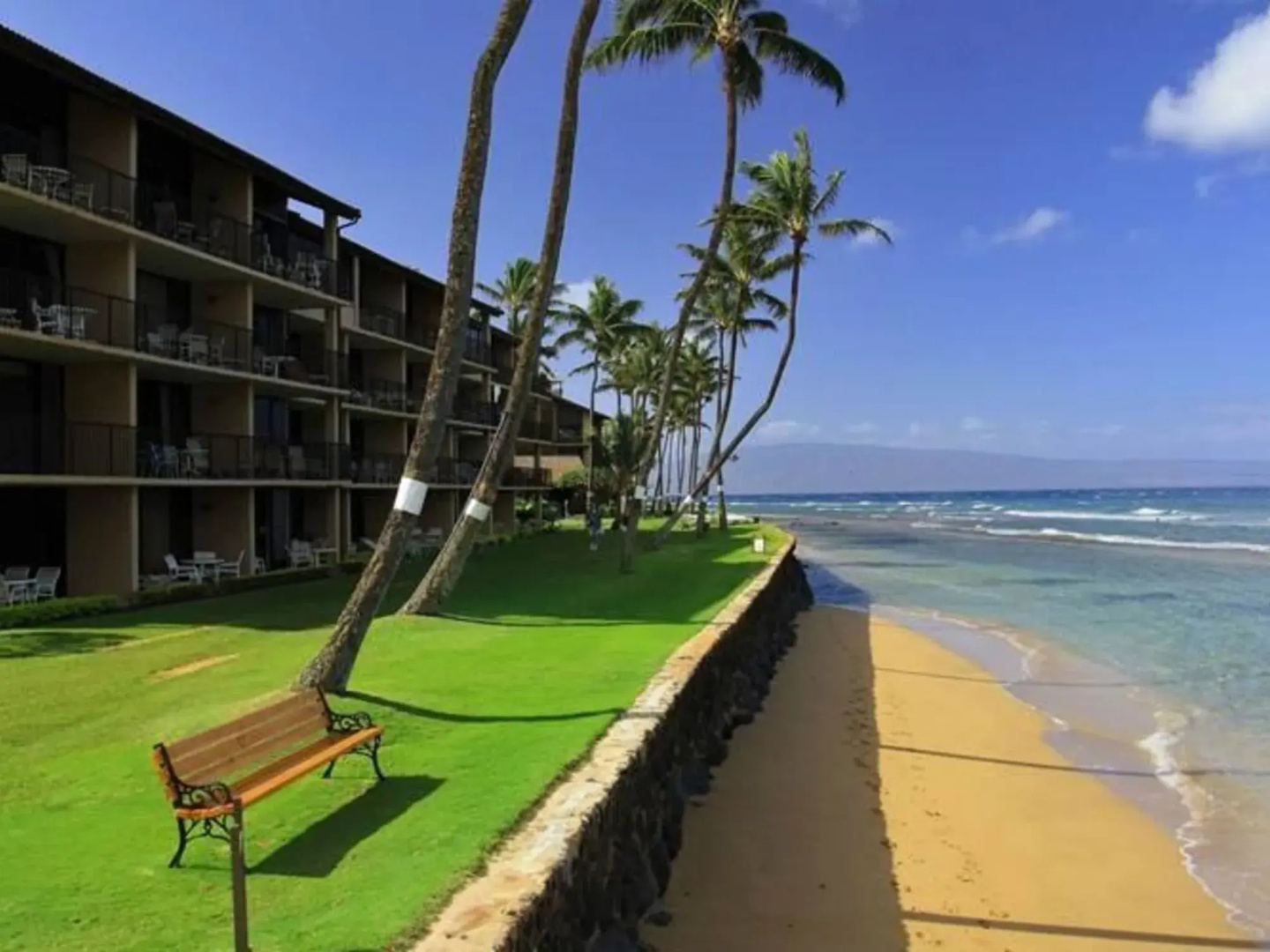 Papakea C403 by RedAwning