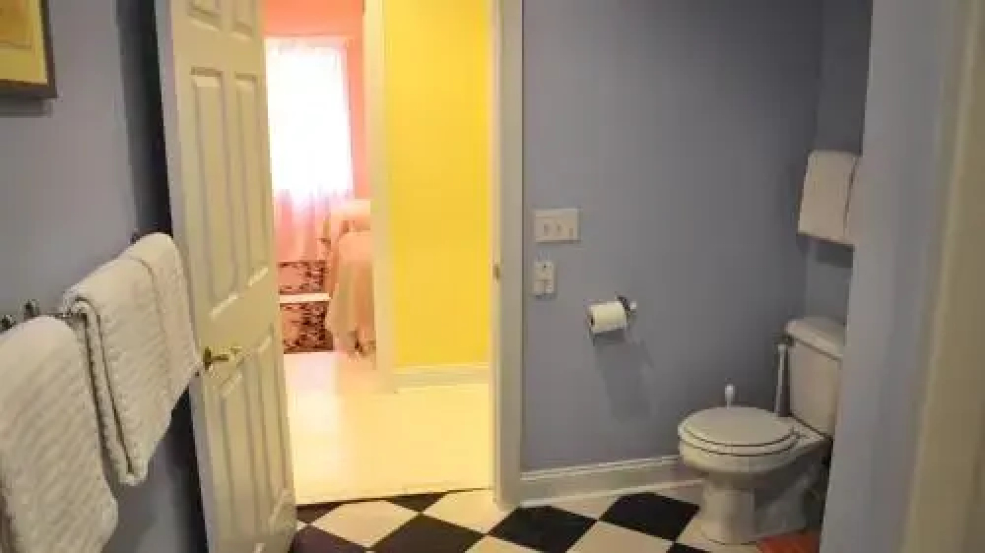 Crate & Cargo Suite 3