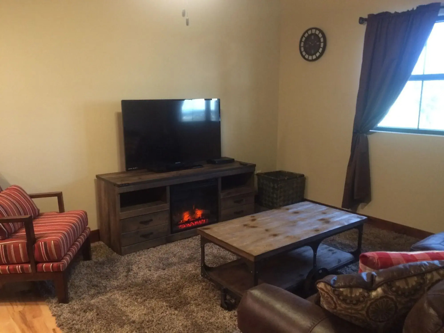 Whispering Pines Guest Suites