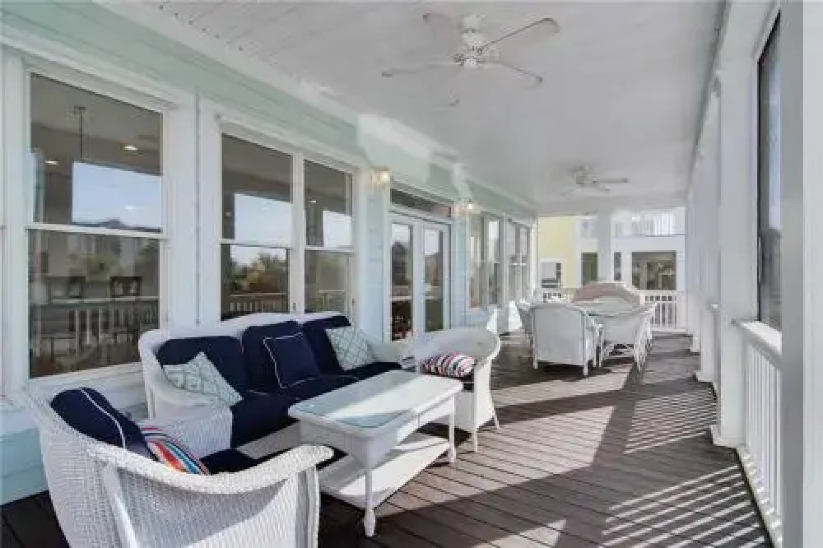 Carolina Boulevard 916 by RedAwning