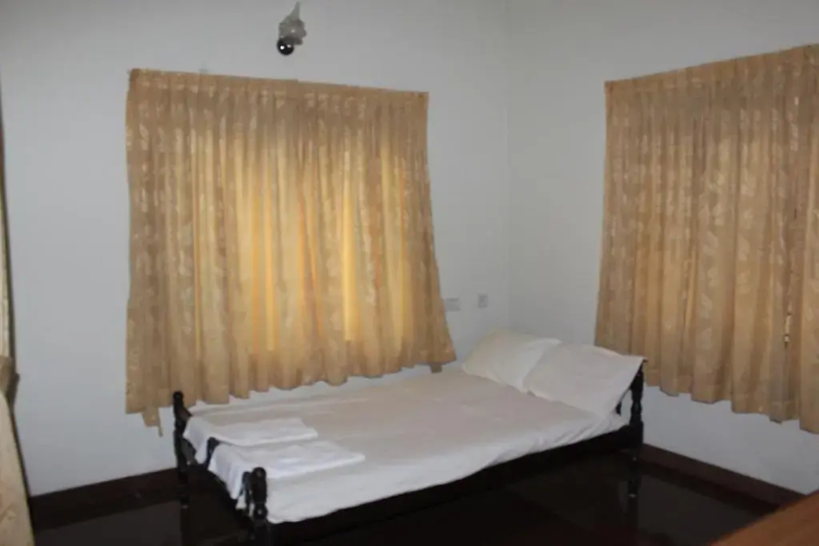 Paradise Holidays Guest House