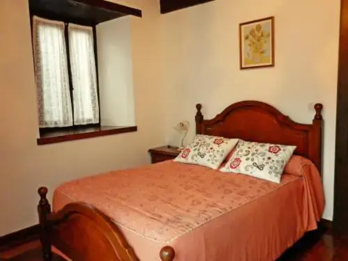 Casas Rurales y Apartamentos La Hornera