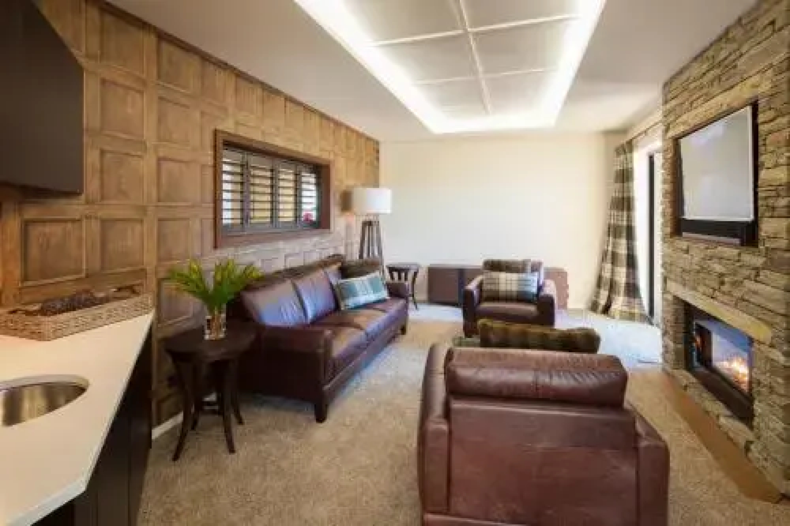 Kawarau Lodge Ski Golf Or Relax In Style BBQ