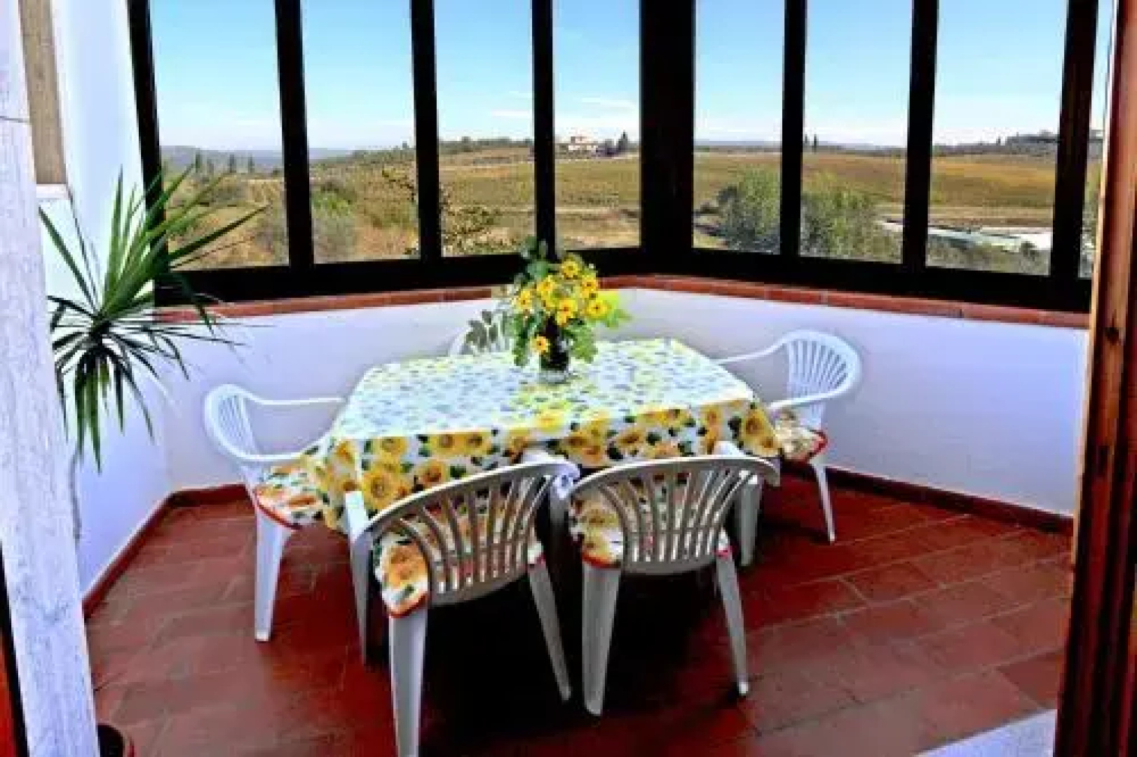 flat in chiantishire