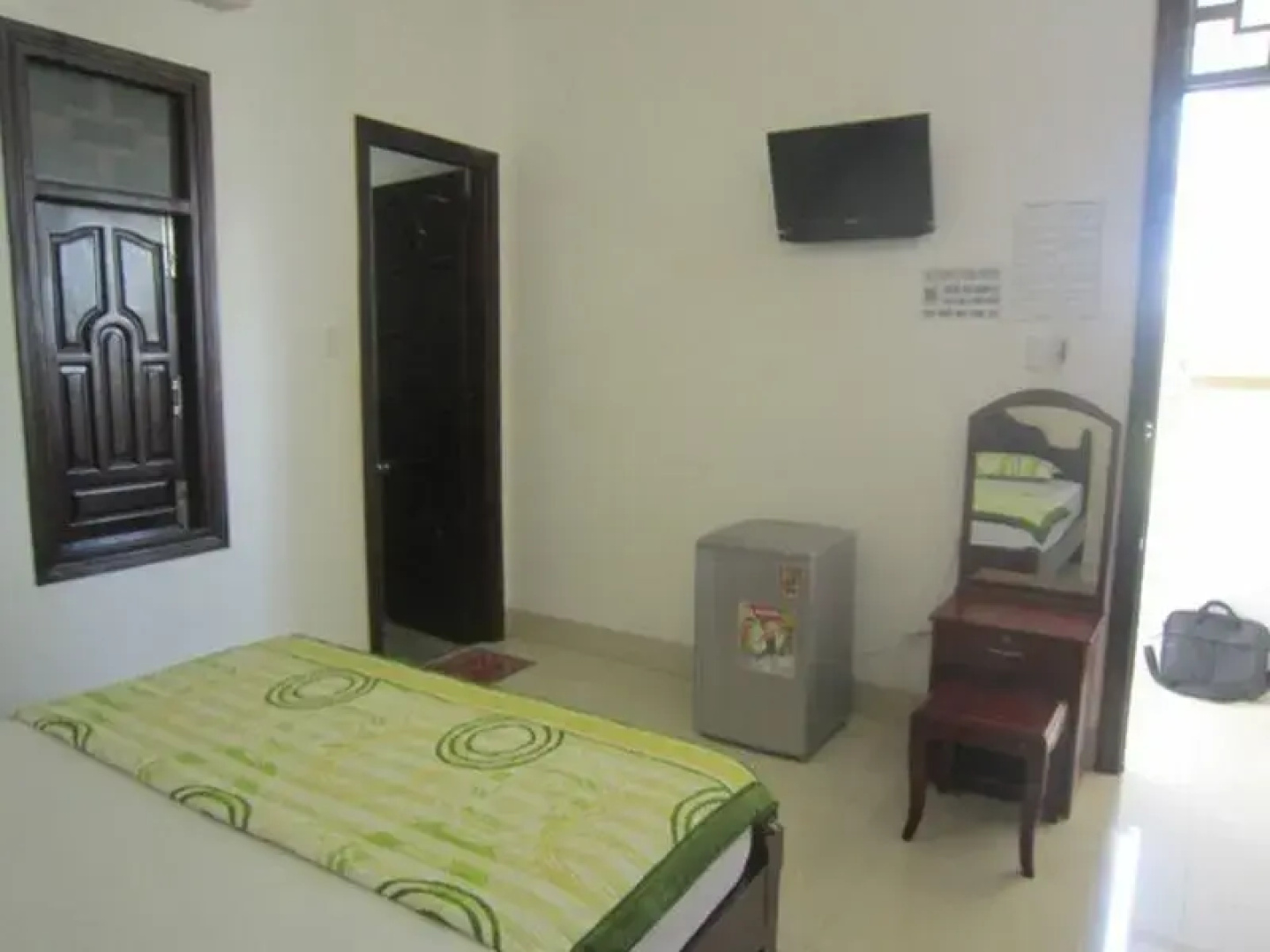 Xuan Quang Hotel