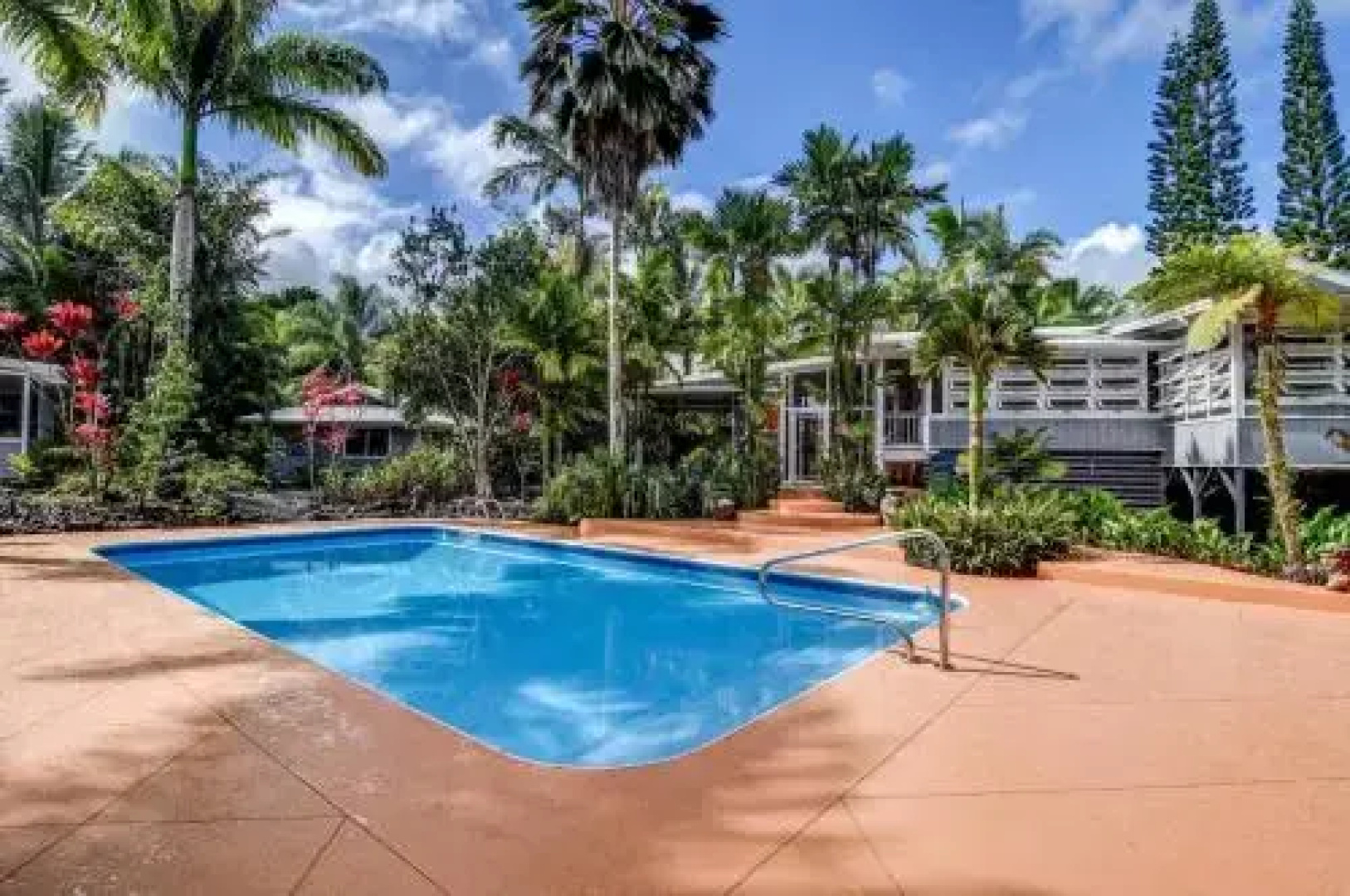 Hale Oliveira - 2 Br Home