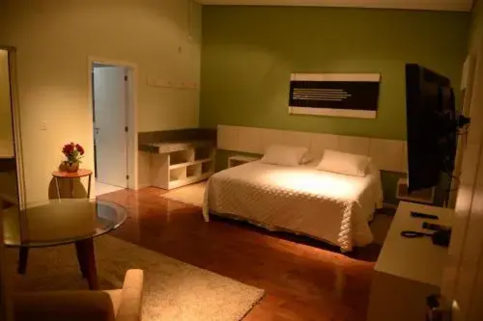 Hotel 44