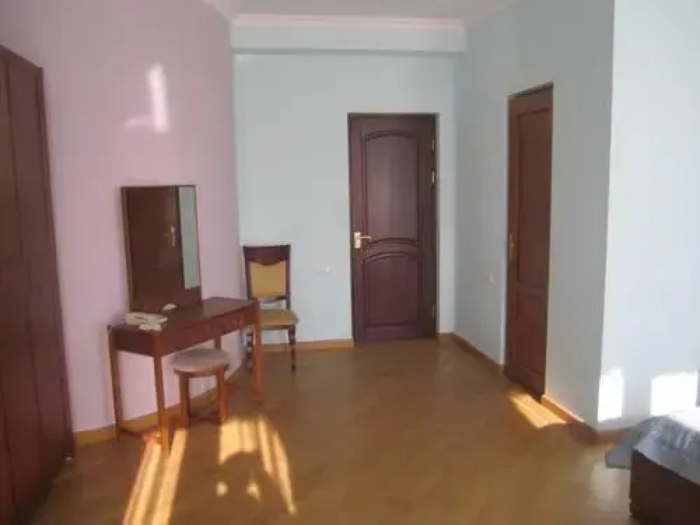 Syuniq Hotel