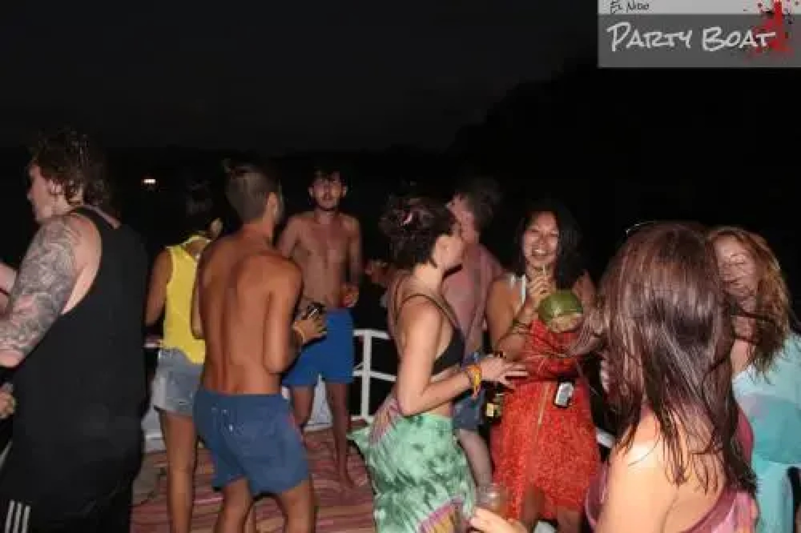 El Nido Party Boat Overnight Expeditions