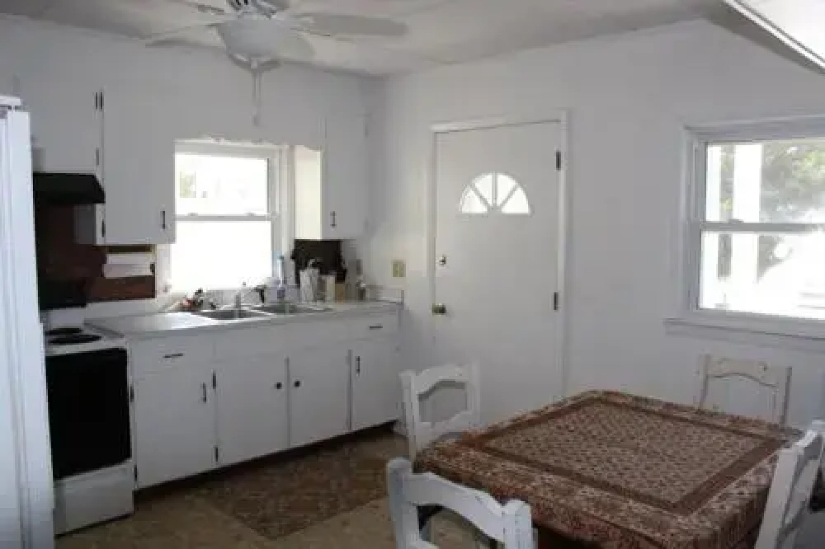 Holler Channel Blvd 1101 B 2 Br home by RedAwning