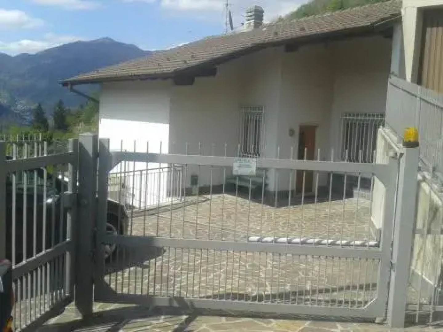 La casa nel verde vista lago
