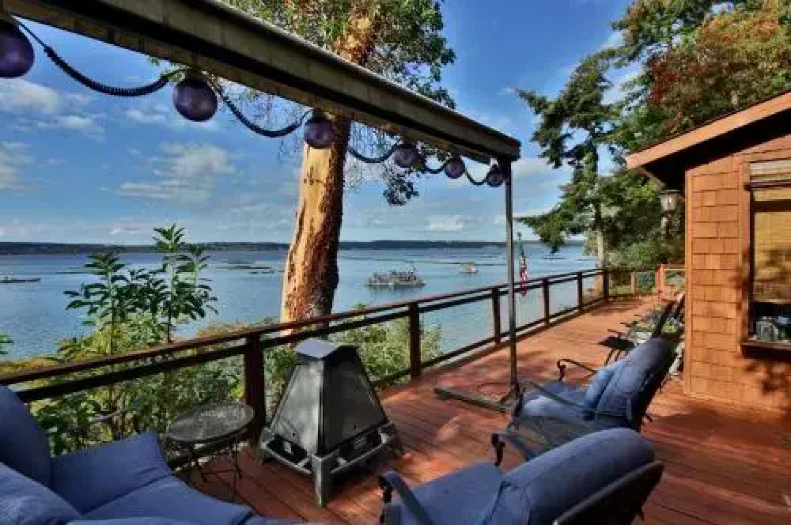 The Evans Beach House